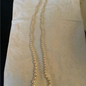 Vintage 10K White Gold filigree clasp Elegant Graduated Cream Pearl Necklace 18”